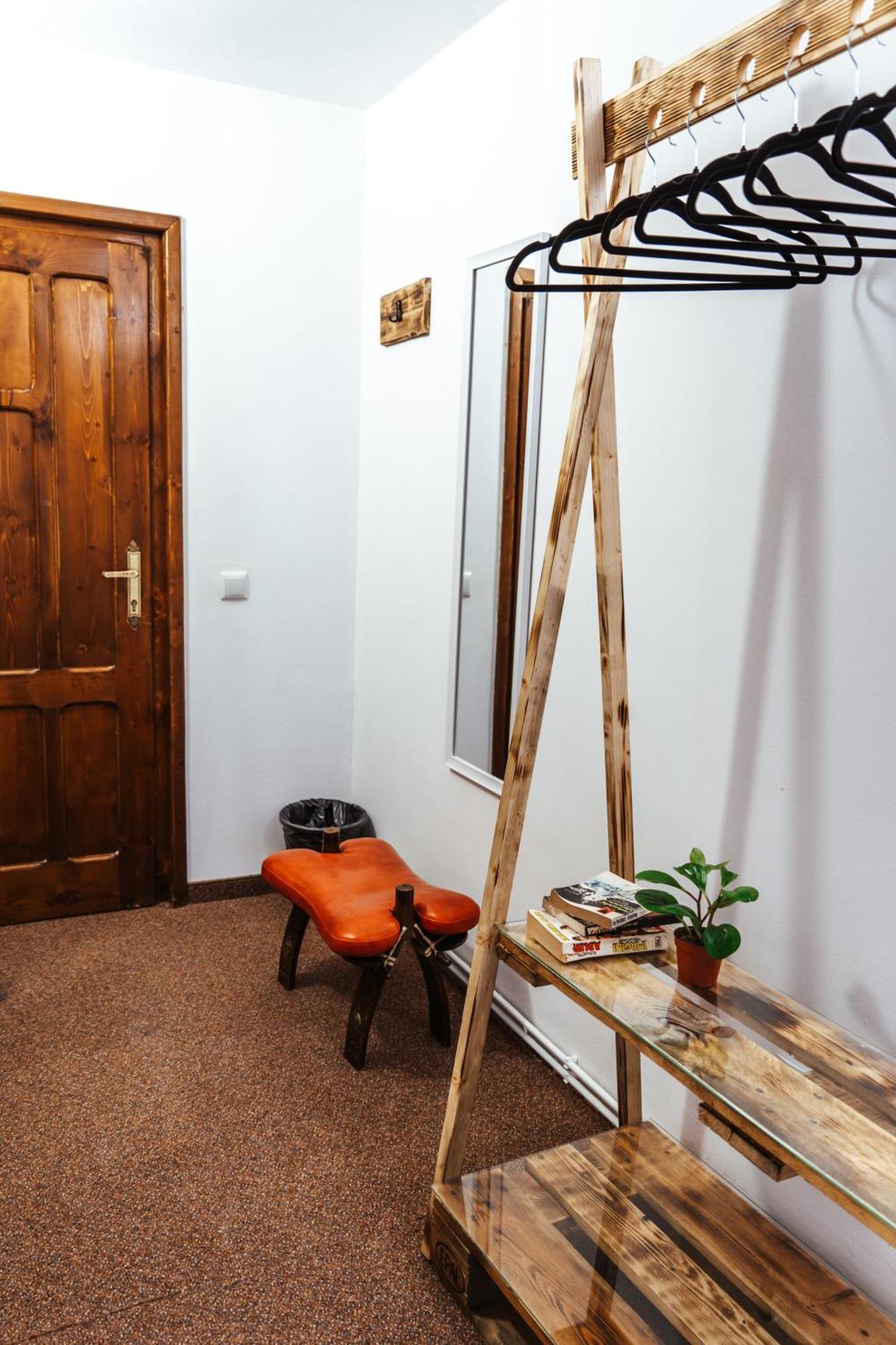 Casa Rosu Hotel Cluj-Napoca Buitenkant foto