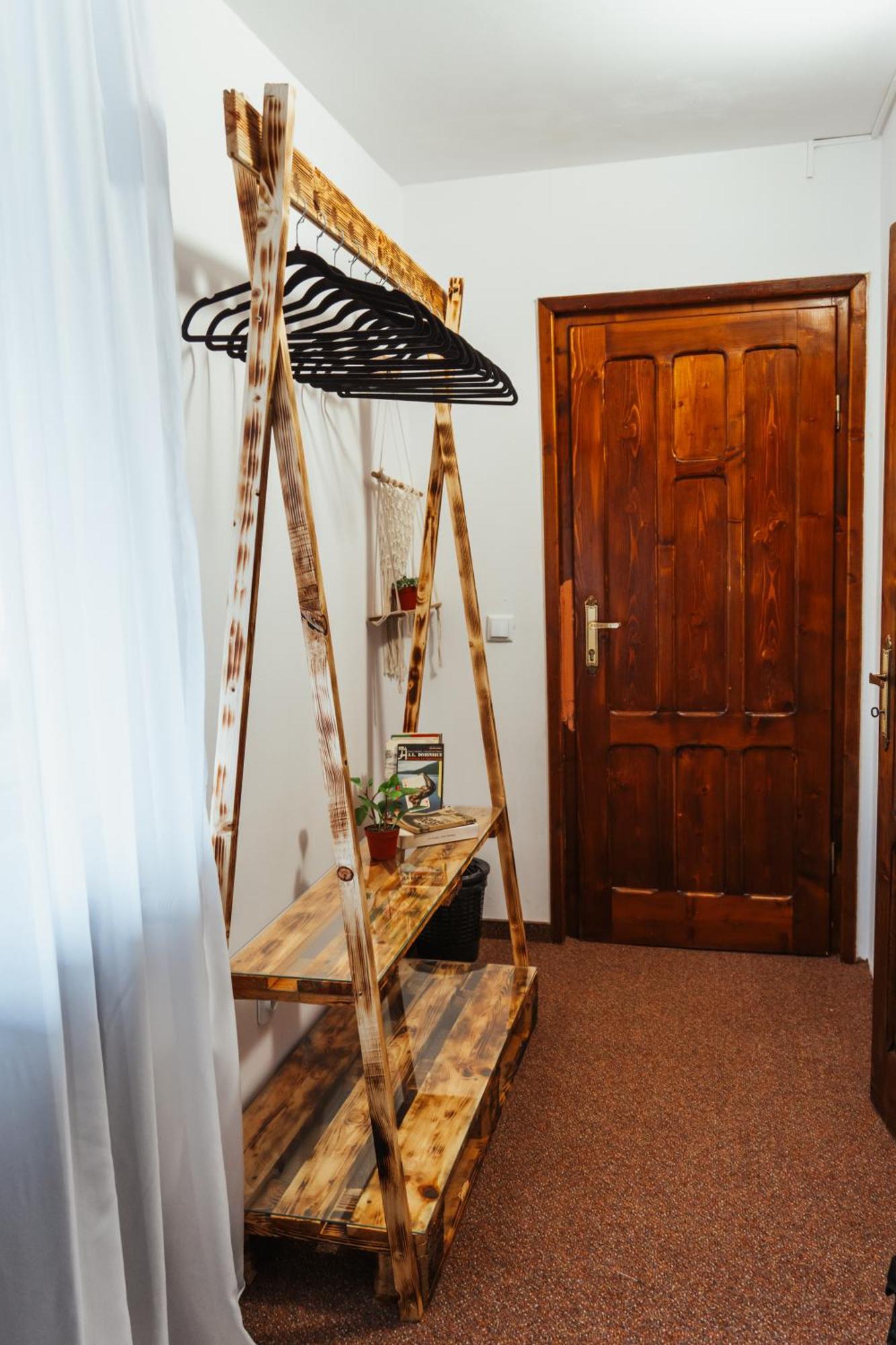 Casa Rosu Hotel Cluj-Napoca Buitenkant foto